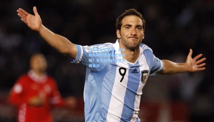  mk体育官方_布冯言论引争议，意大利失利归咎国米欧冠折戟？贝尔戈米吁其更优雅表达