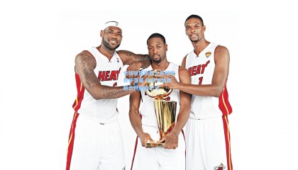  mk体育app下载：全球首届机器人足球世界杯落幕 科技与体育融合开启新纪元